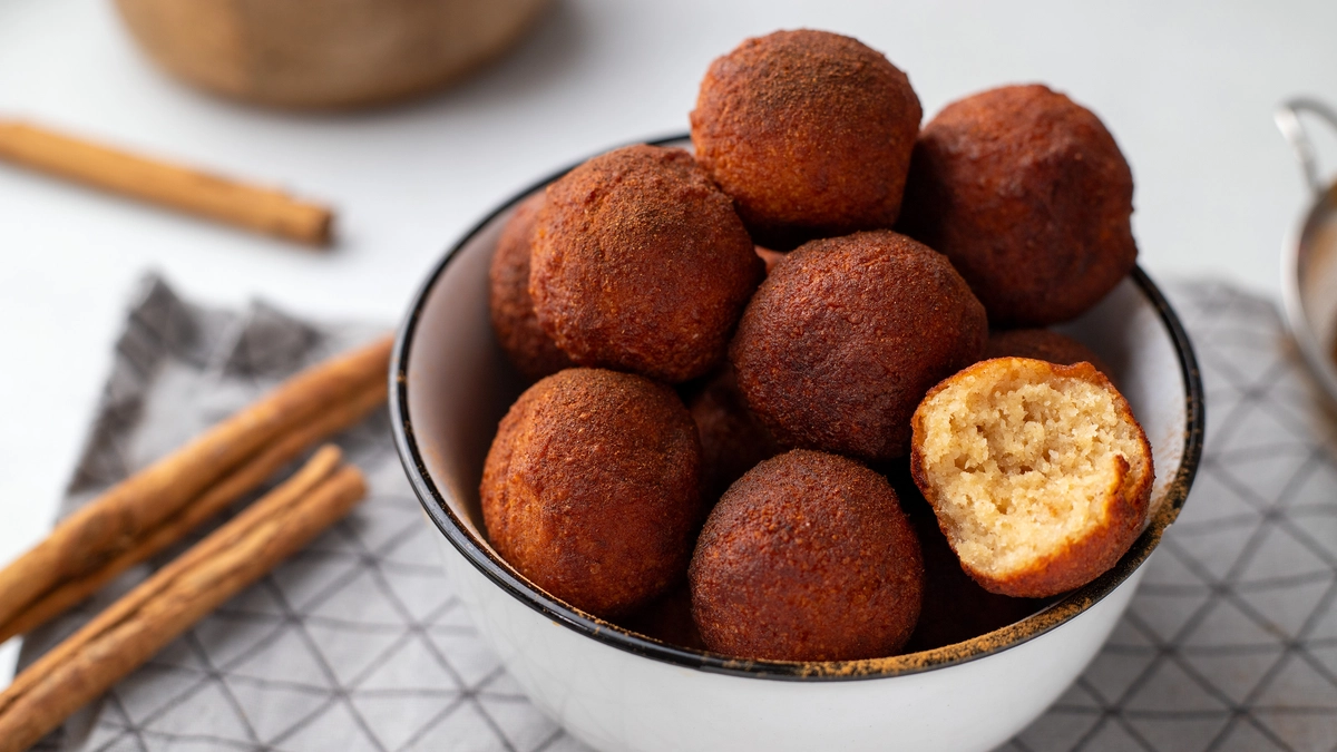 Bite-sized, cinnamon-sweet churro balls, perfect for keto dessert cravings.