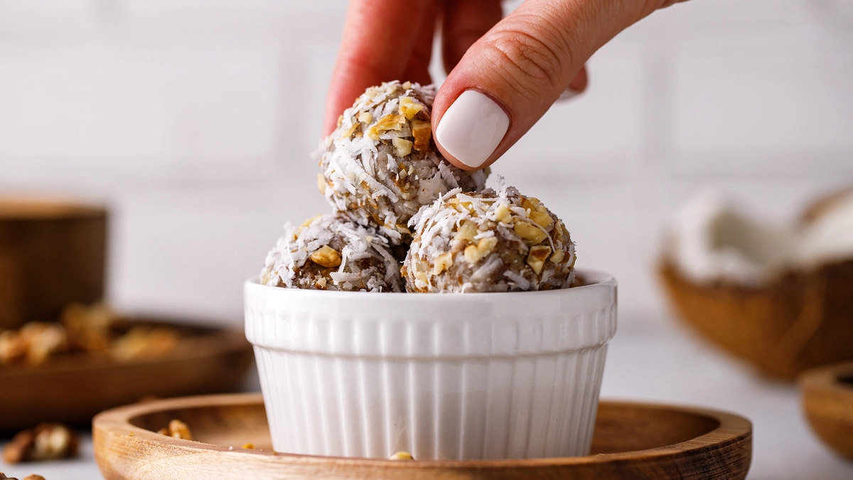 Keto No-Bake Dairy-Free Protein Balls